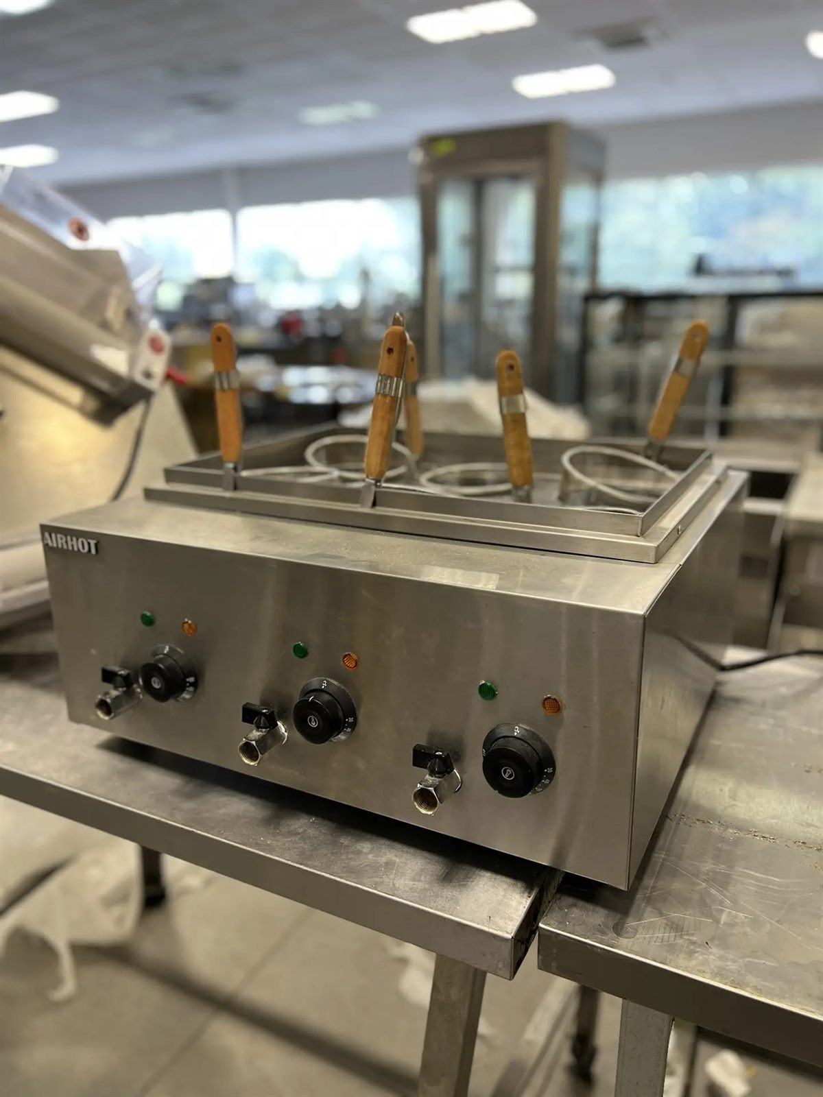 Макароноварка электрическая AIRHOT PC-6