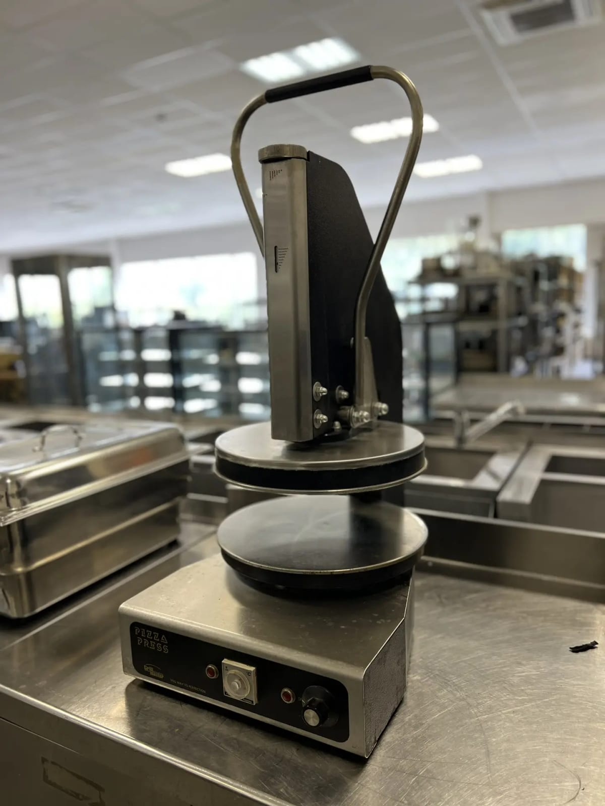 Пресс для пиццы GRILL MASTER Ф2ПЦЭ (350)