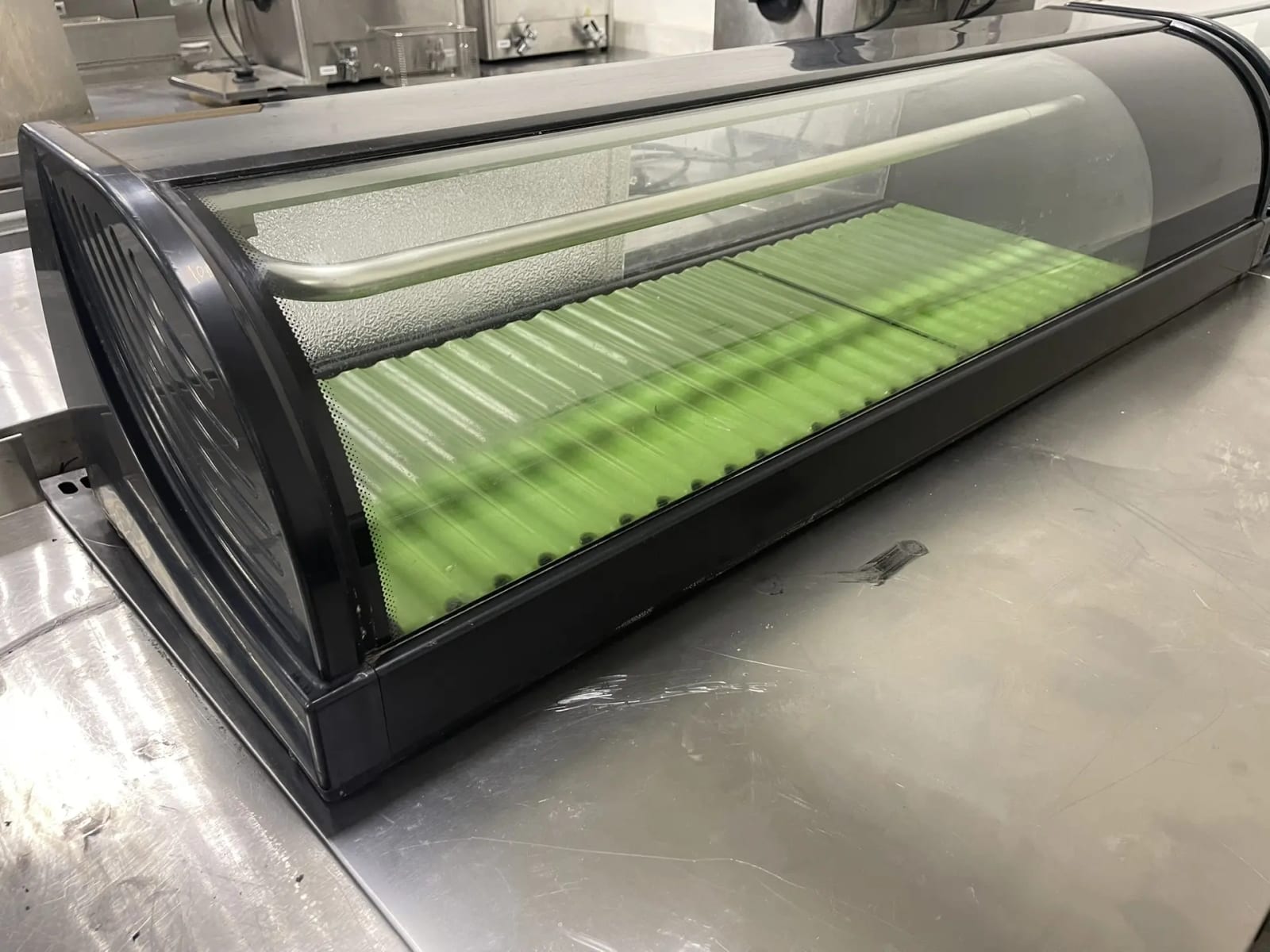 Витрина холодильная для суши Hoshizaki HNC-120-BE-R