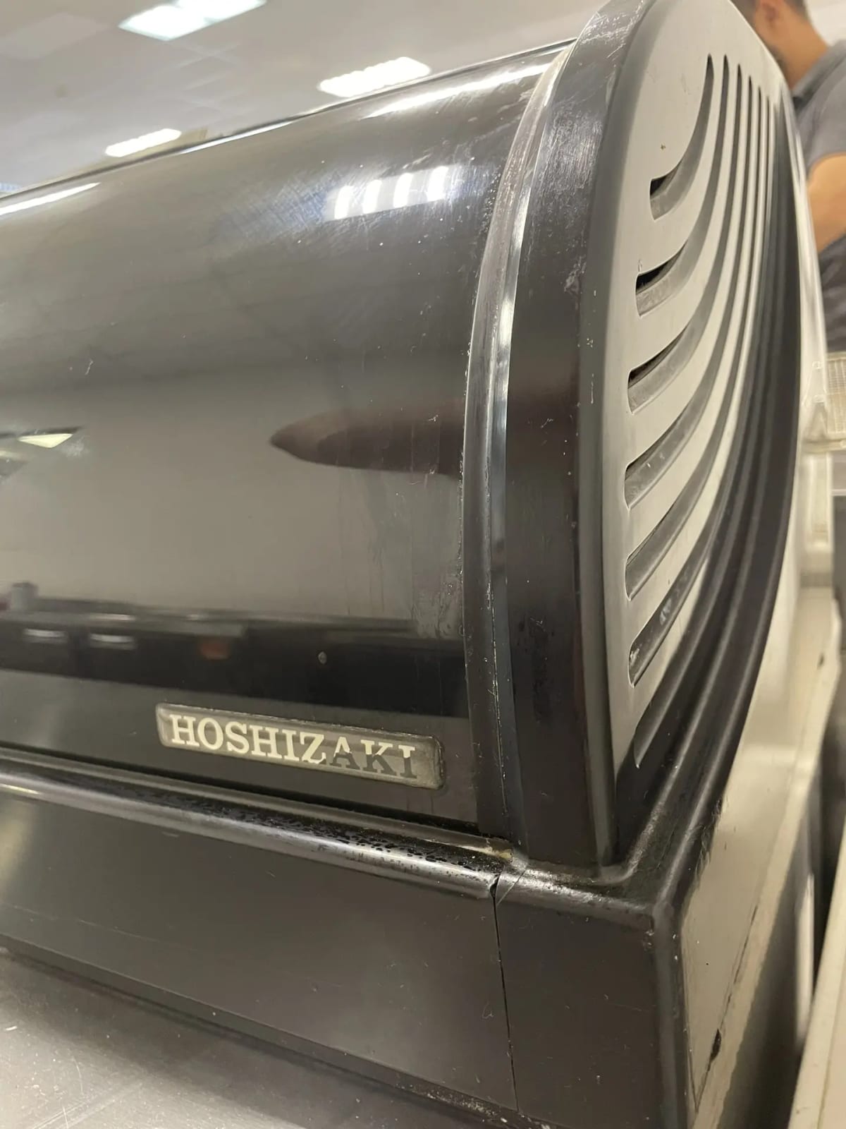 Витрина холодильная для суши Hoshizaki HNC-120-BE-R — фото 3